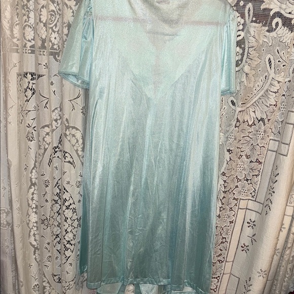 Vanity Fair Light Blue Embroidered Robe - Picture 6 of 6